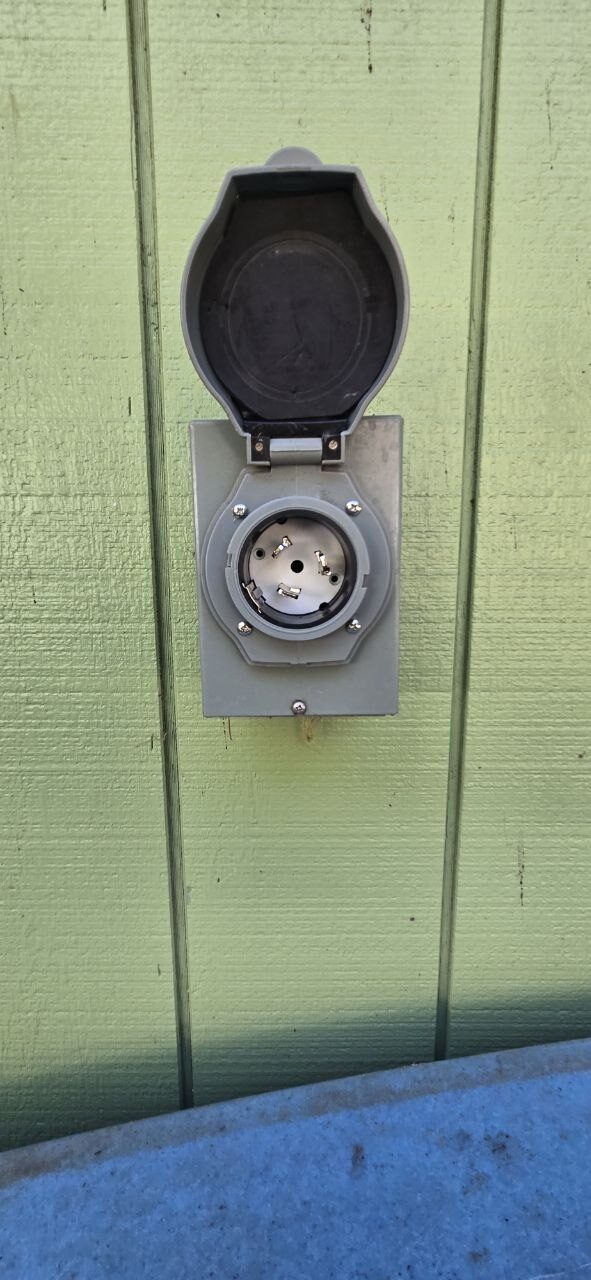 Generator power inlet receptacle with weatherproof cover, Clark County WA